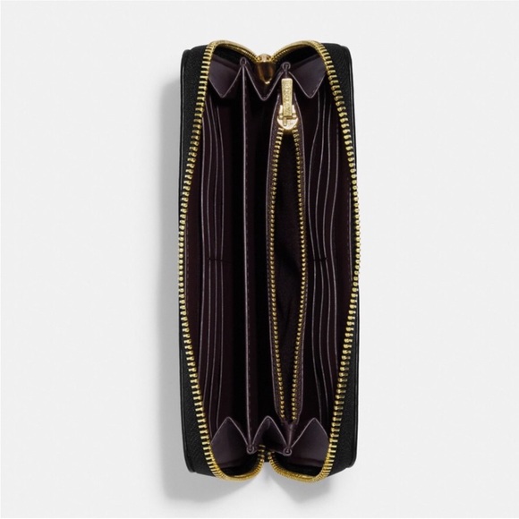 Coach large Wallet - Picture 2 of 13